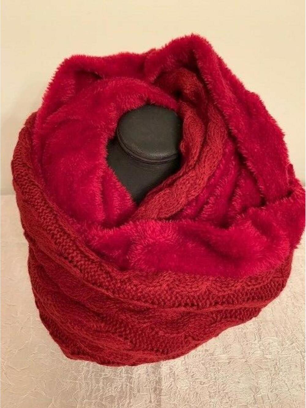 NEW Knit Cable Design with Faux Fur Lining Infinity Scarves